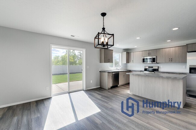 Building Photo - 14842 N Pantanella Wy
