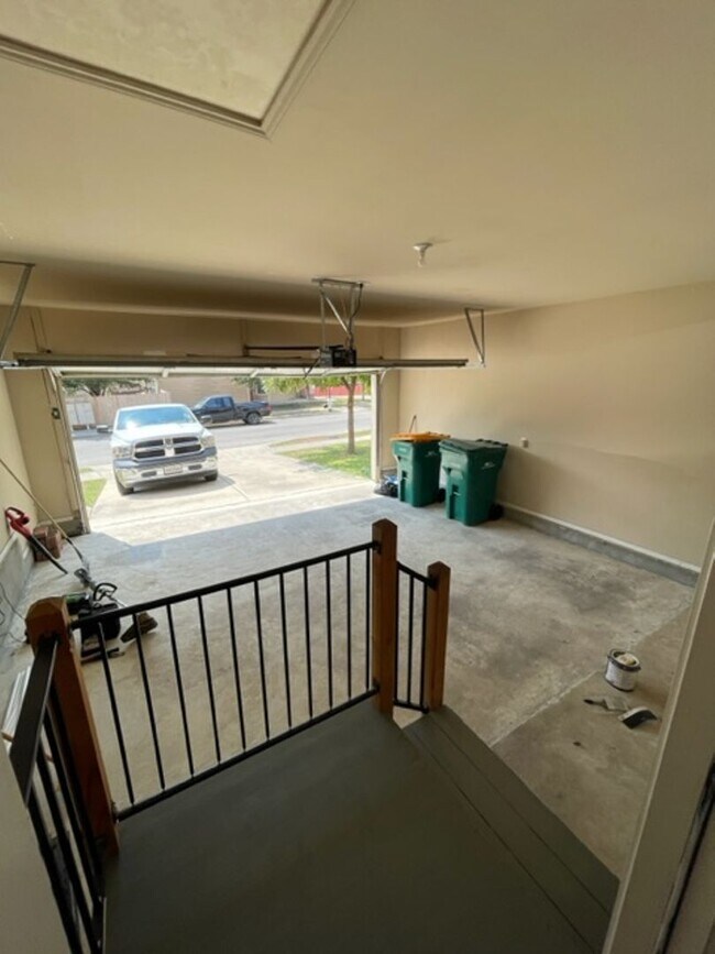 Building Photo - Charming 3-Bedroom, 2-Bath Home in Convers...
