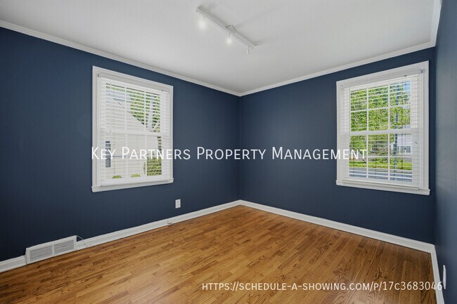 Building Photo - 4300 W 71st Terrace