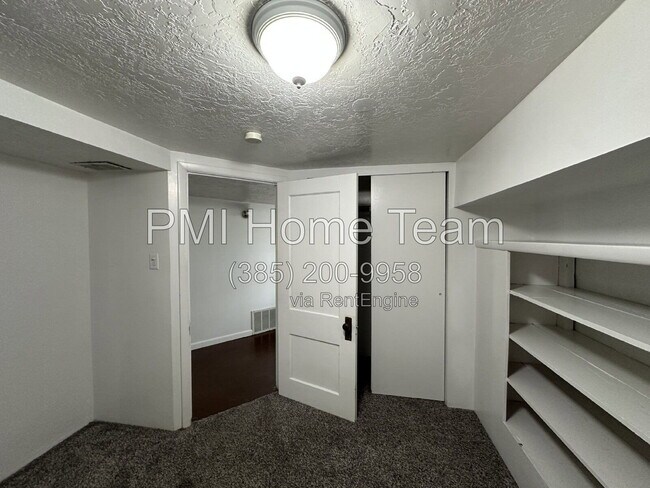Building Photo - 567 E 4400 S