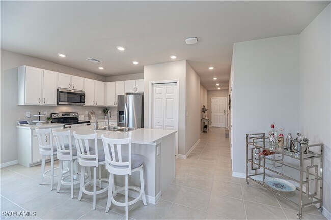 Building Photo - 15172 Wildflower Cir