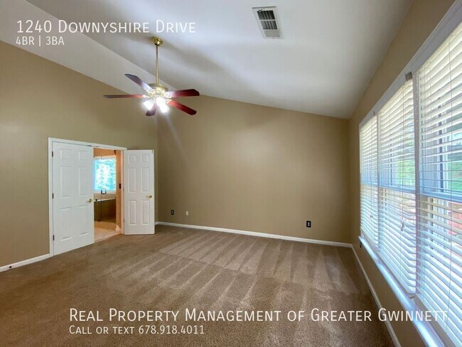 Building Photo - 1240 Downyshire Dr