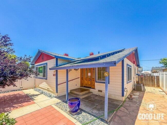 Building Photo - SD: Cozy 2BD/2BA Home in Ramona with Front Patio, Included Landscaping & A/C