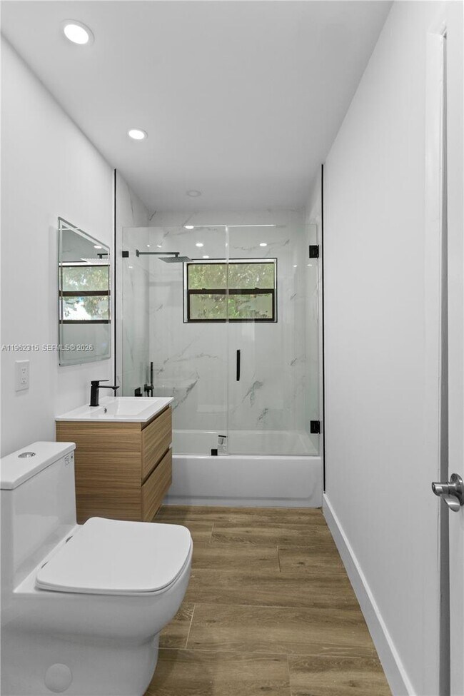 Building Photo - 6200 Fletcher St