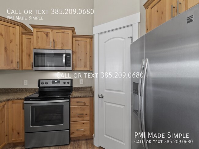 Building Photo - 189 W Ridge-P12