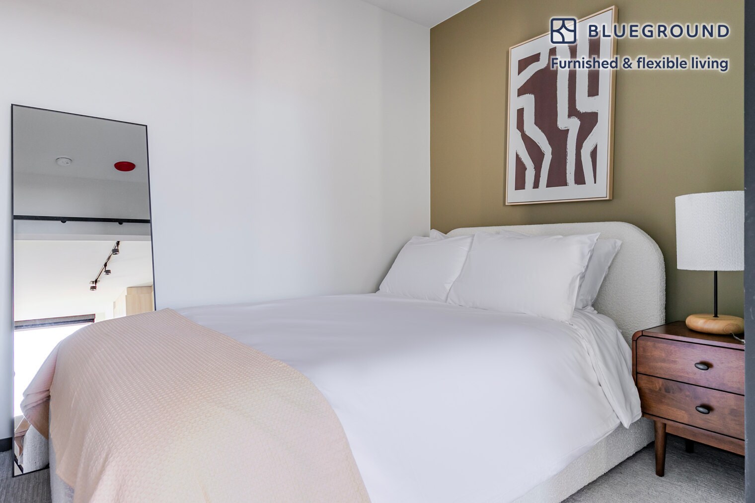 Building Photo - 1400 W Randolph St