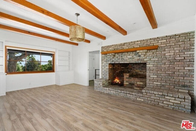 Building Photo - 6363 Sycamore Meadows Dr