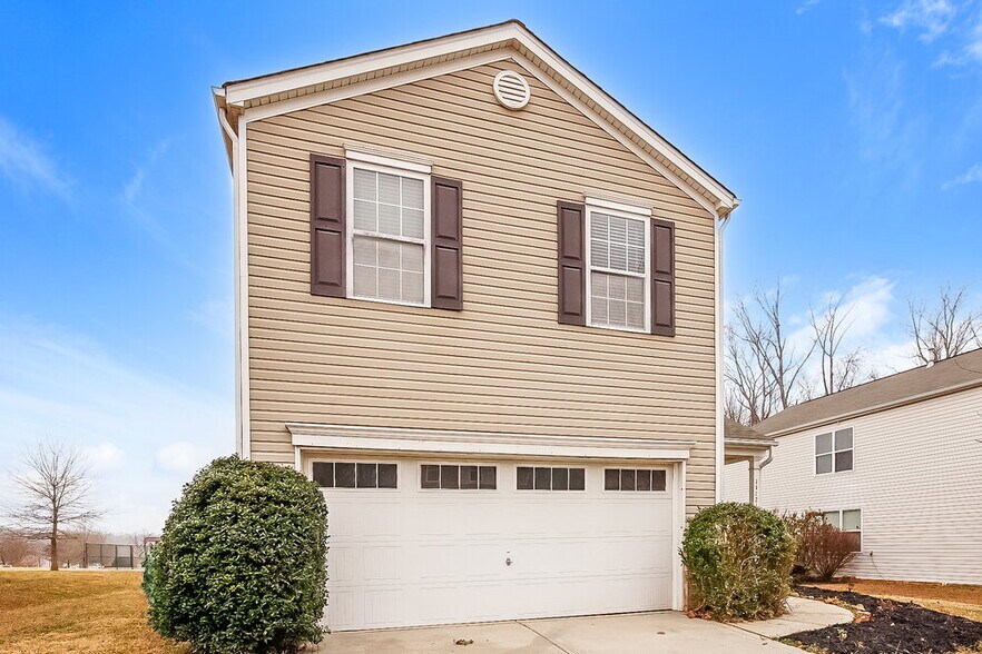 Building Photo - 11723 Bending Branch Rd