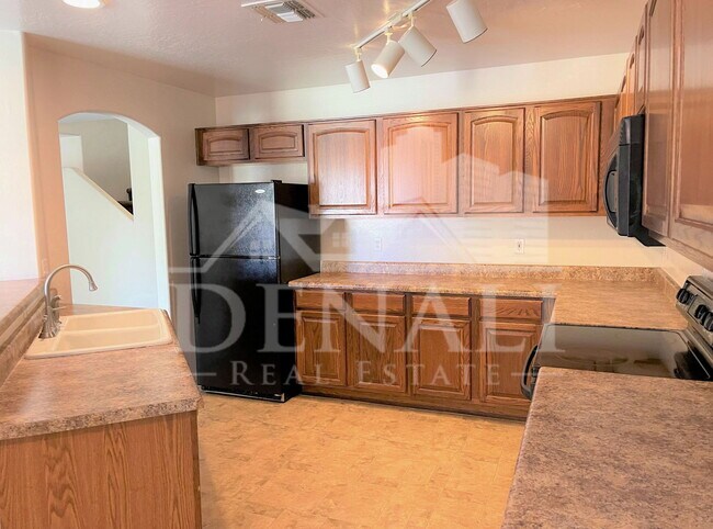 Building Photo - 31443 N Cactus Dr