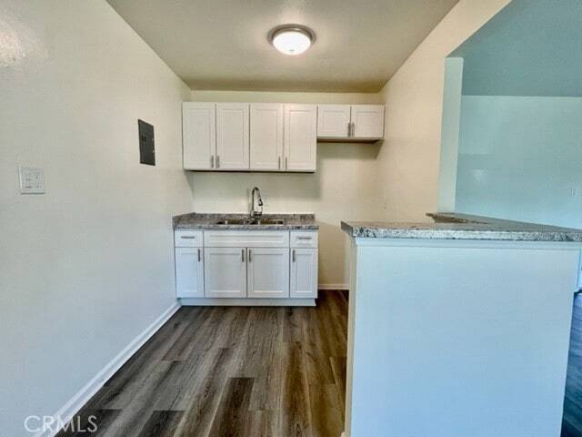 Building Photo - 1811 W Sallie Ln