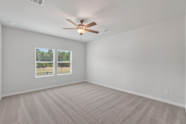 Building Photo - 7762 Bergamot Cir