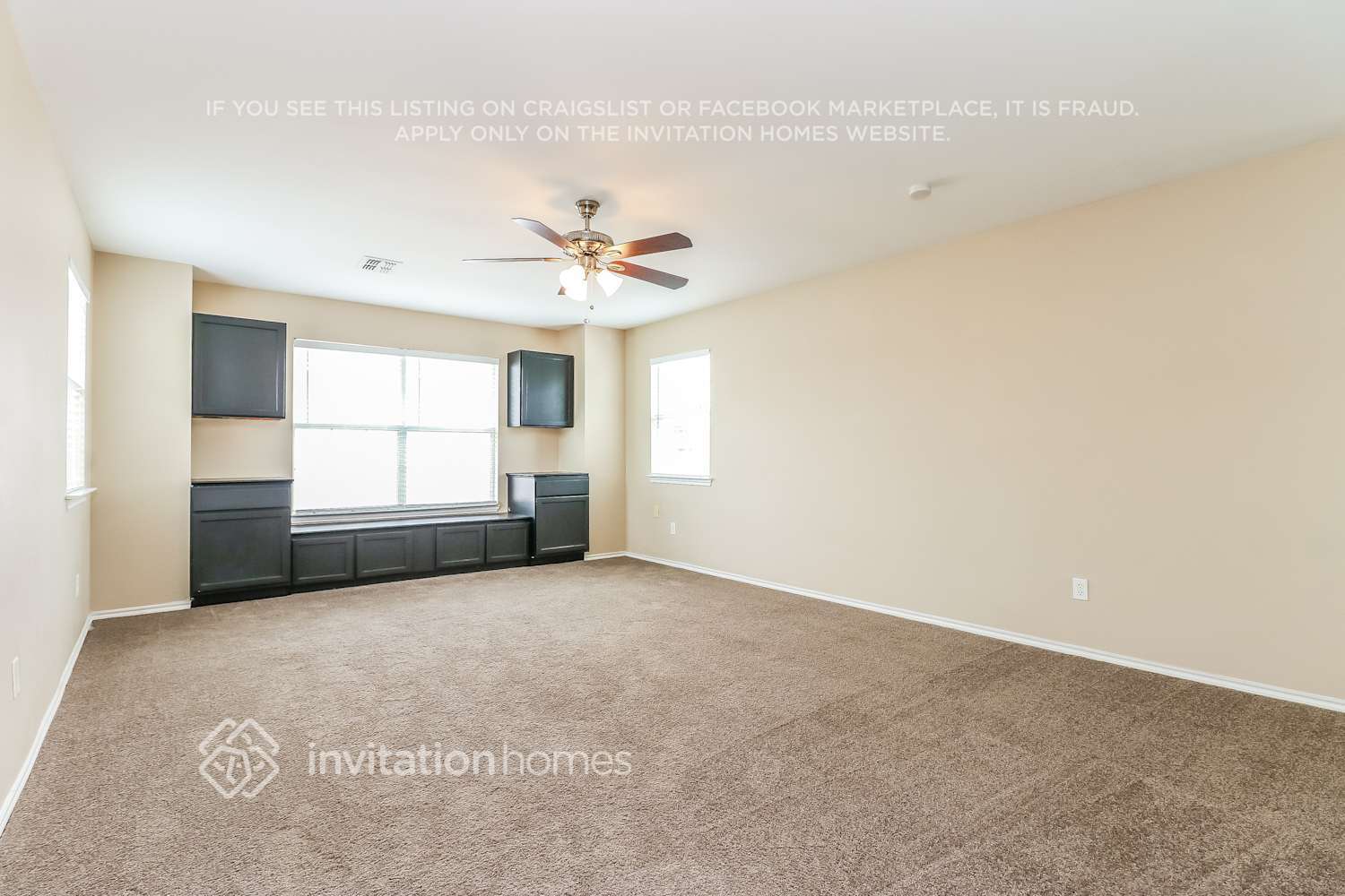 Building Photo - 219 Windmill Dr