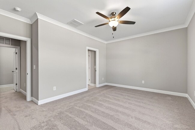 Building Photo - Charming Craftsman-Style 3-Bedroom Townhome in Garner!