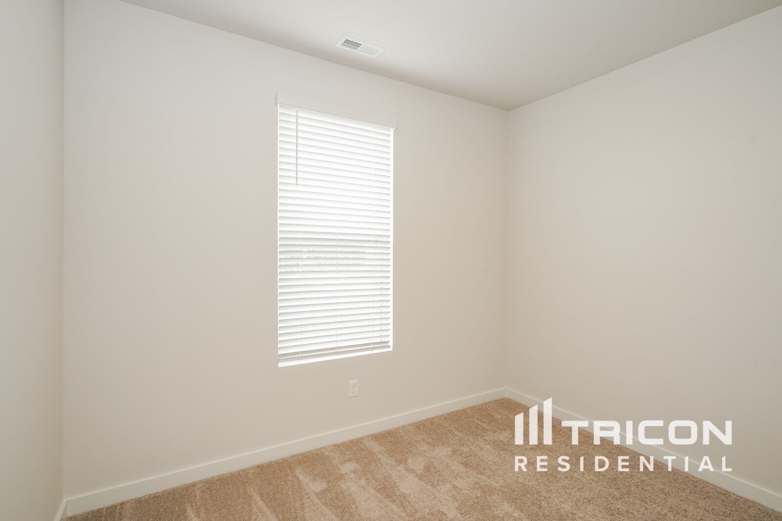 Building Photo - 6405 Lake Run Ct