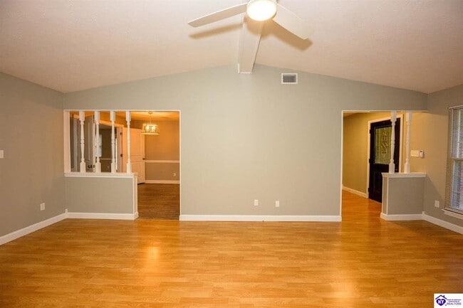 Building Photo - 226 Carey Ln