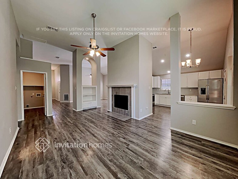 Building Photo - 2605 Centenary Dr