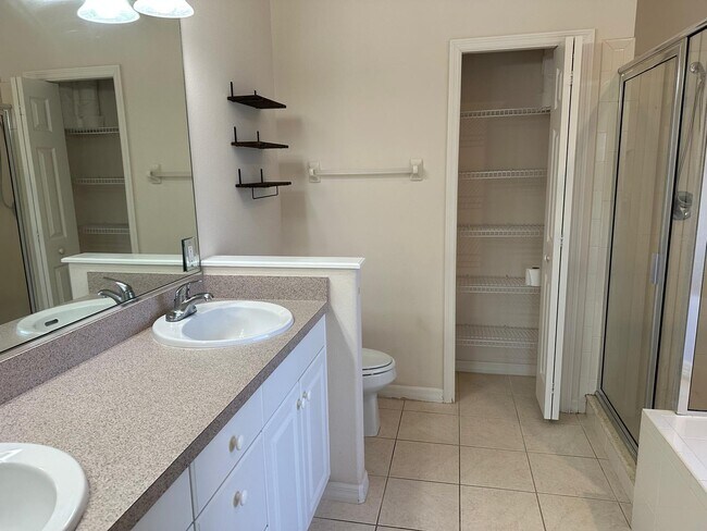 Building Photo - 8659 46th Ave Cir W