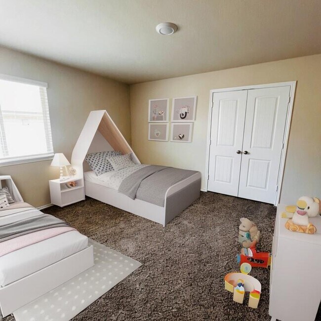 Building Photo - 172 Onna St