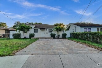 Building Photo - 4718 NW 15th Ave
