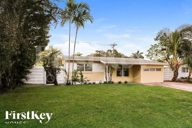 Building Photo - 6100 Harding St