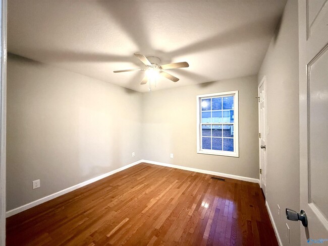 Building Photo - 1316 Starnes St