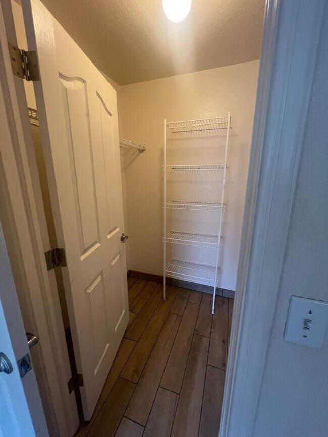 Building Photo - Cute 2 bedroom/2 Bath Home in Los Colinas