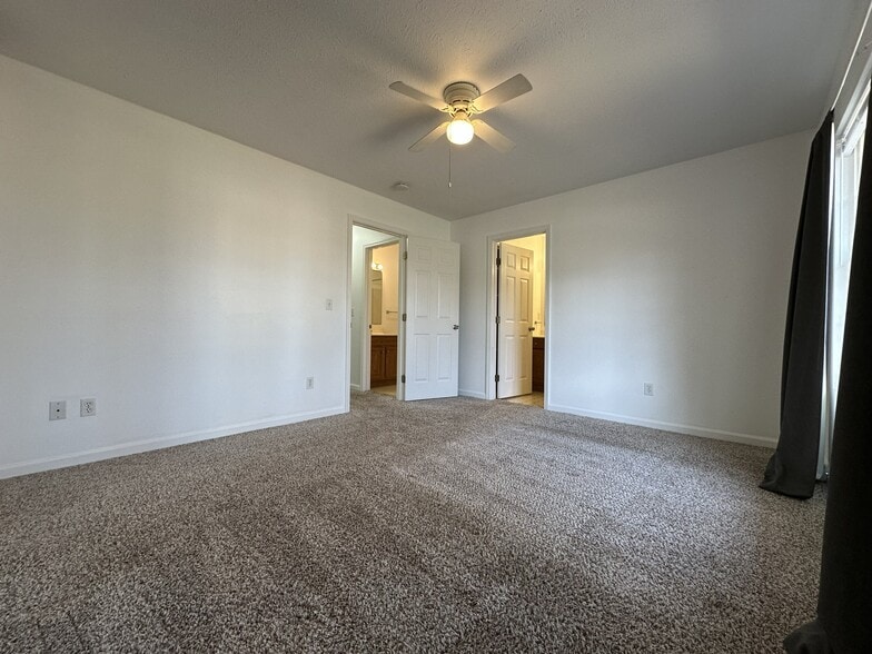 Building Photo - 508 Harriet Ct