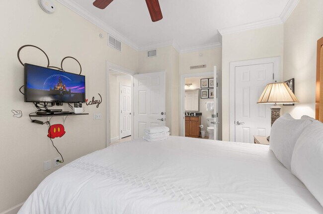 Building Photo - 1360 Centre Ct Ridge Dr
