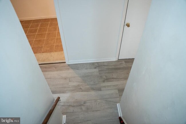 Building Photo - 6304 Somerset Rd