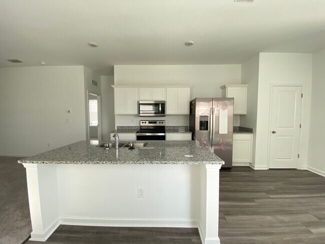 Building Photo - 35606 Buttonweed Trl