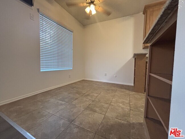 Building Photo - 1807 Taft Ave