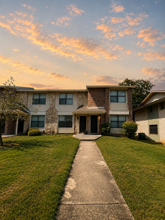 Building Photo - 1026 Fabulous Dr