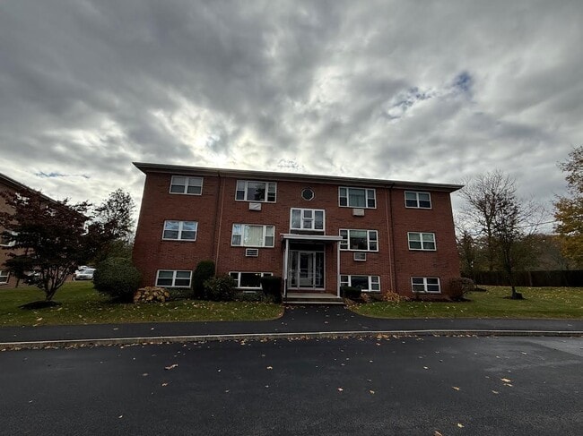 Building Photo - 21 Warren St