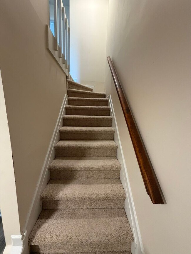 Building Photo - 4615 Dow Ct