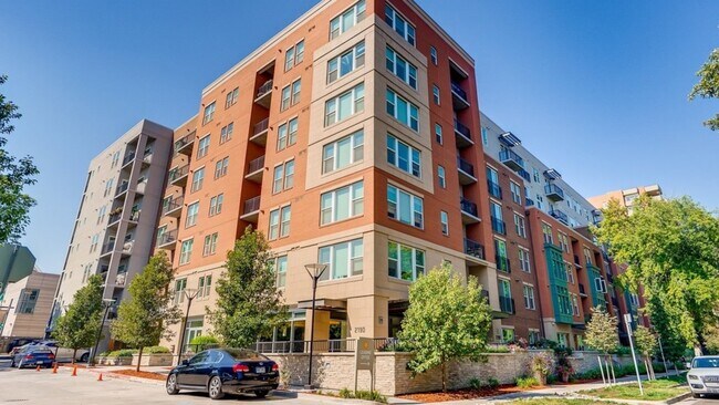 Building Photo - 2190 E 11th Ave
