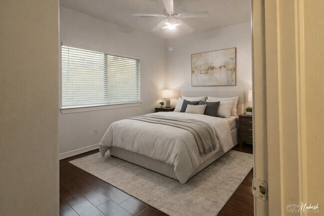 Building Photo - 10904 Panther Ct