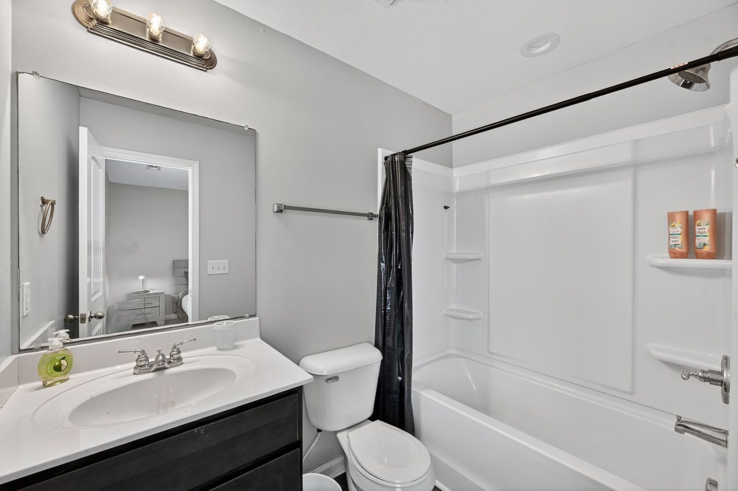 Building Photo - 971 Professional Park Dr