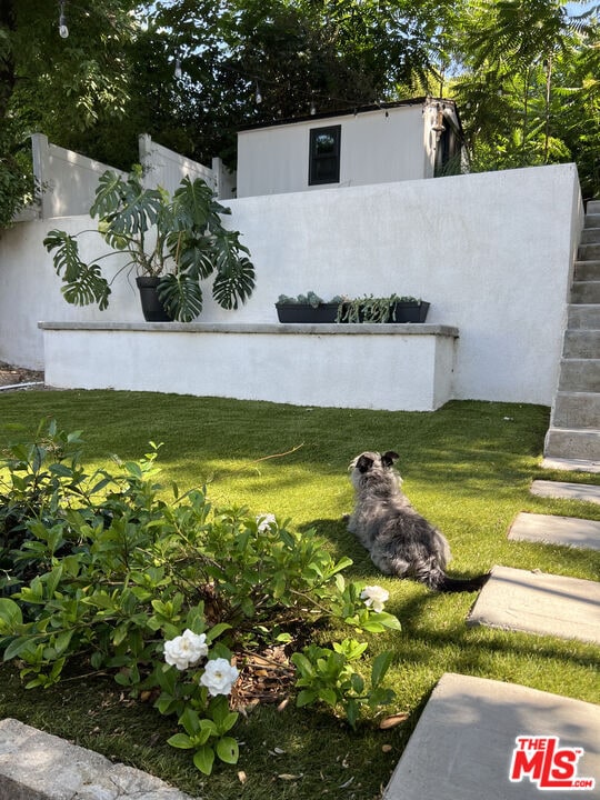 Building Photo - 1942 Chickasaw Ave