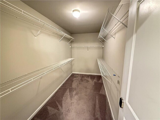 Building Photo - 2452 Coosa Vly