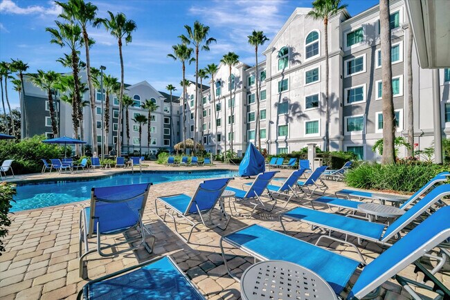 Building Photo - 8303 Palm Pkwy