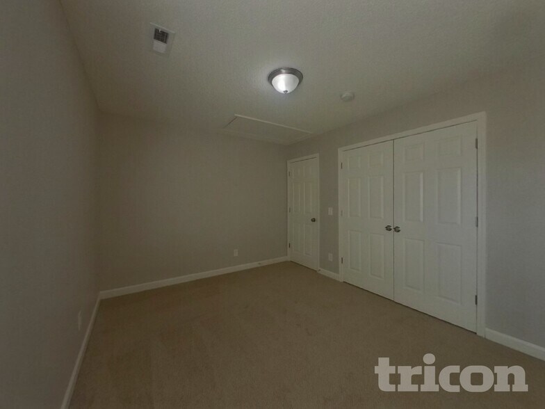 Building Photo - 3337 Braden Dr