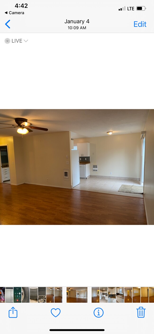 Building Photo - 749 NE 20th Pl