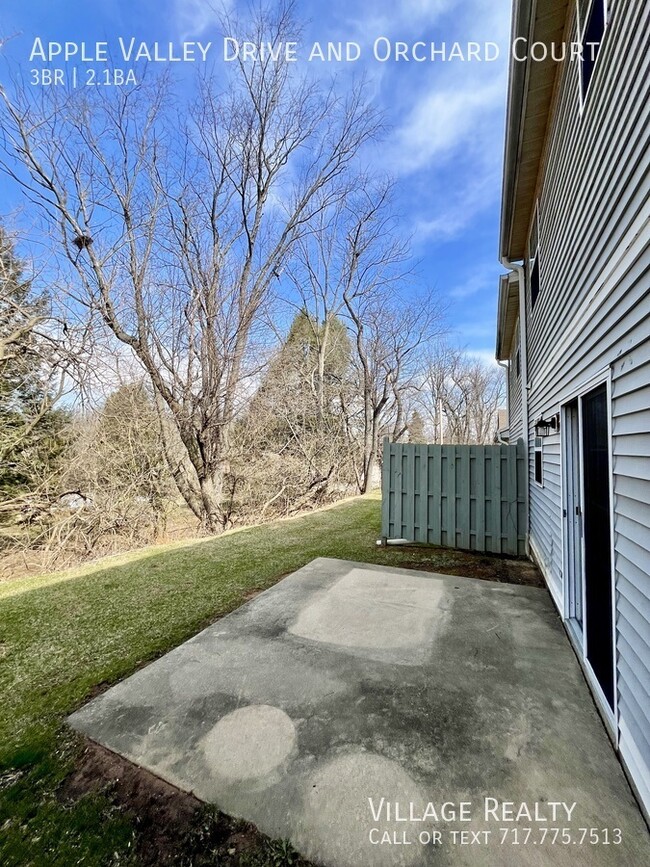Building Photo - 910 Apple Valley Dr