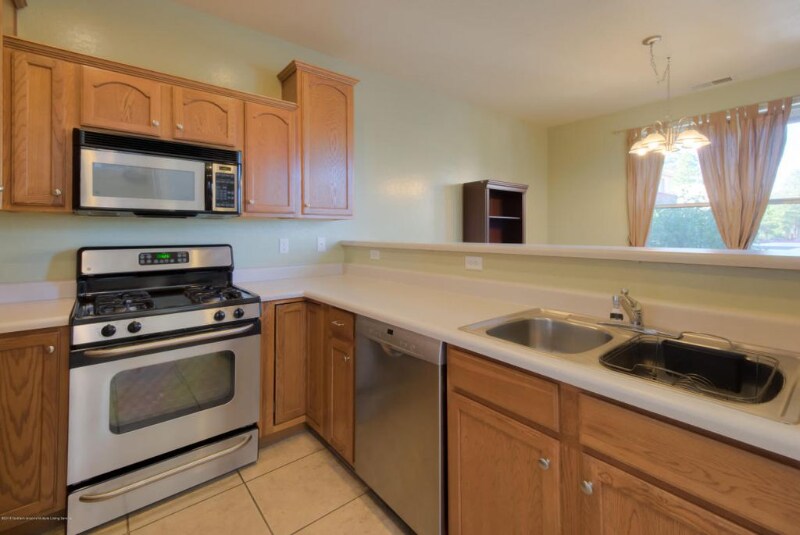 Building Photo - 1504 E Helen Way