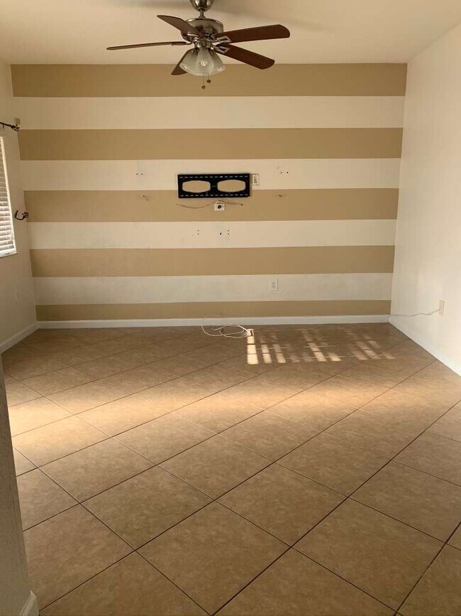 Building Photo - 27321 SW 140th Ct