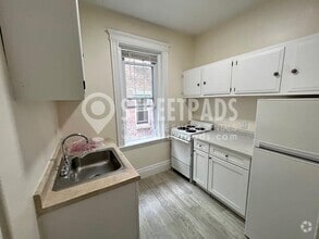 Building Photo - 1 bedroom in Boston MA 02215