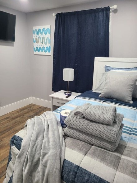 Building Photo - 1334 Waldon Rd