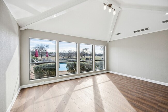 Building Photo - 1317 Meandering Way