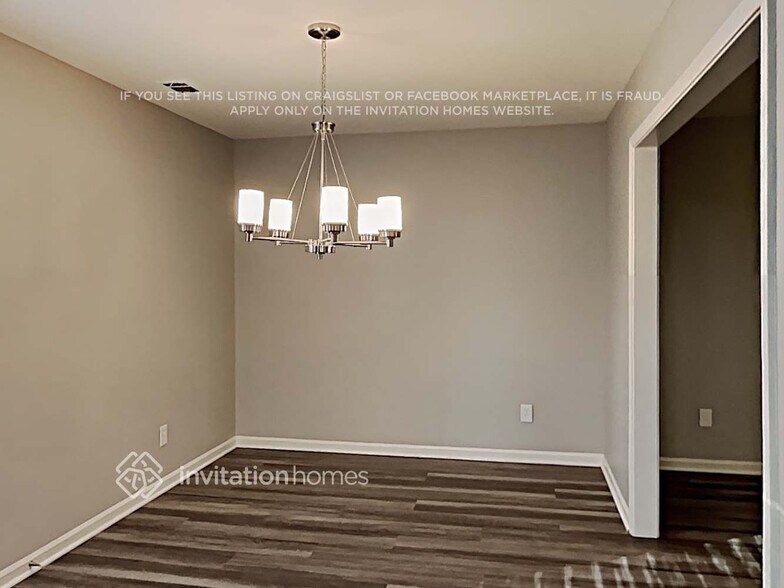 Building Photo - 904 Grass Hollow Ct