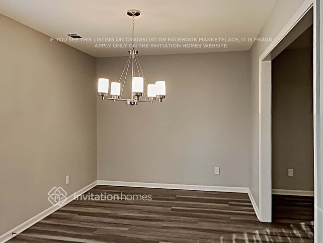 Building Photo - 904 Grass Hollow Ct